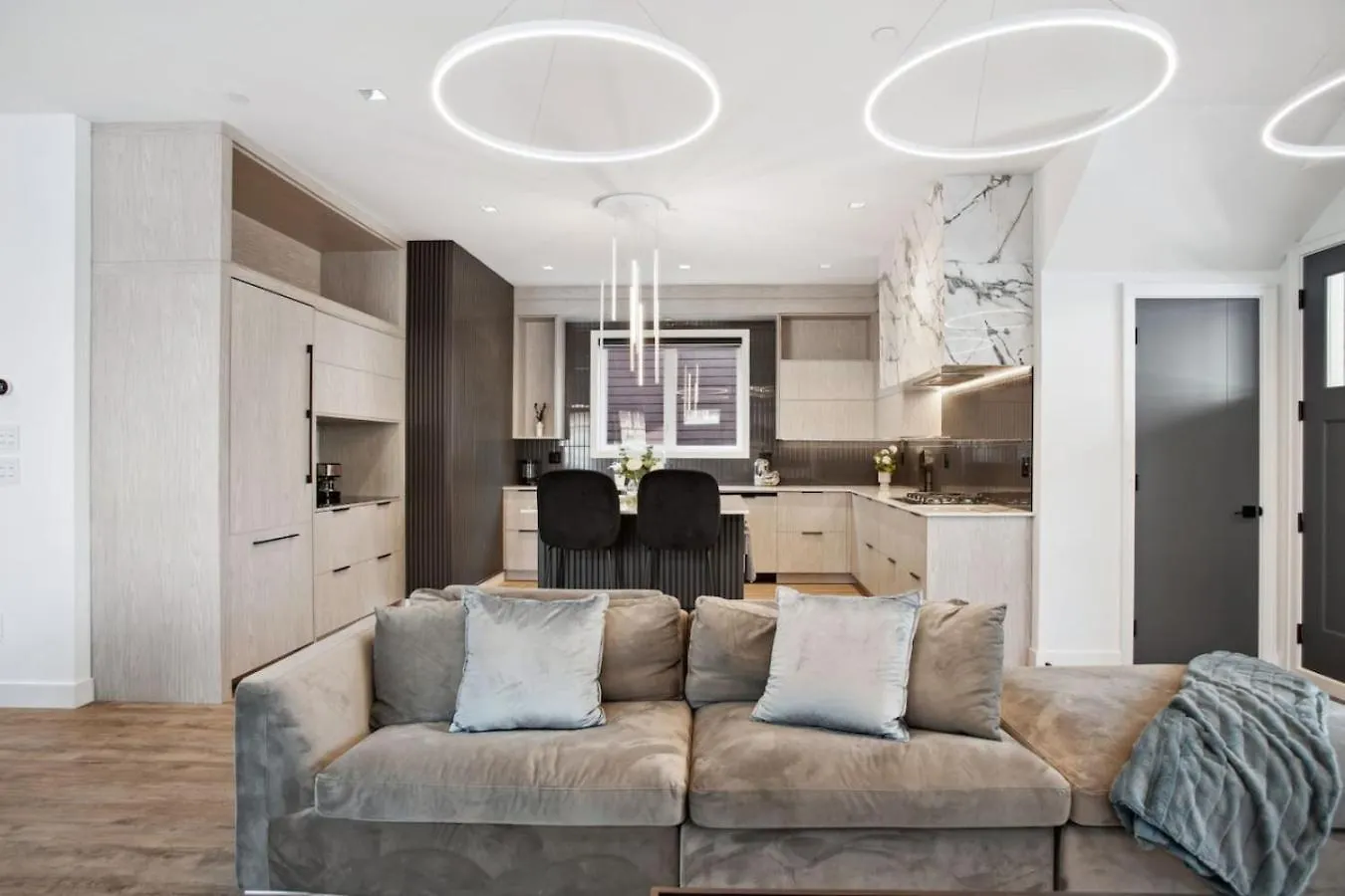 Luxury Downtown Home Near Beach Vancouver 0*,
